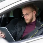 Das Plastikkärtchen hat bald ausgedient: Der digitale Führerschein kommt Ende 2026